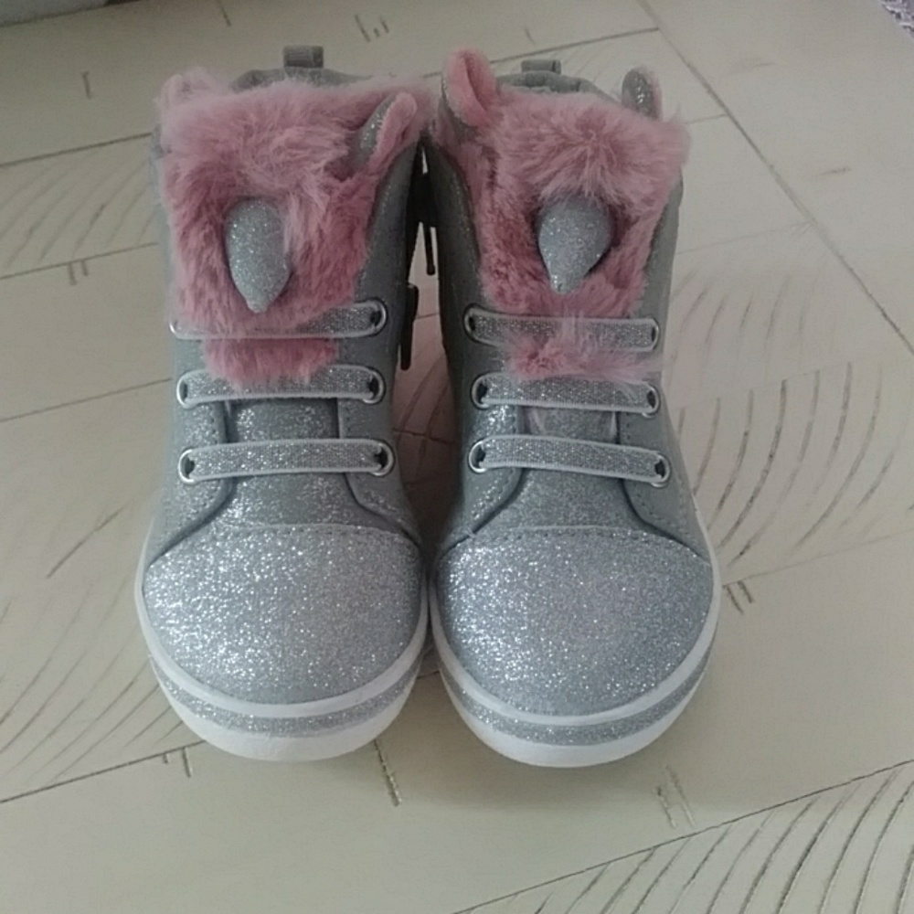 Unicorn Hightop Sneakers!